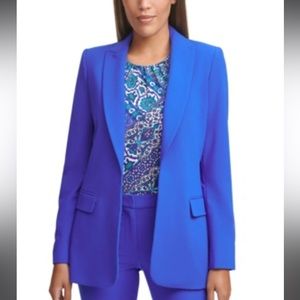 Calvin Klein Open Front Flap Pocket Suit Blazer and Capri Blue